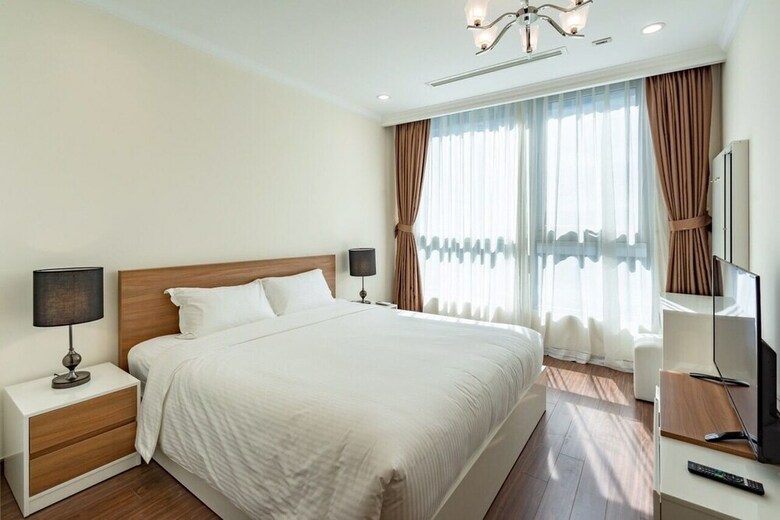 Luxury Apartment In Vinhomes