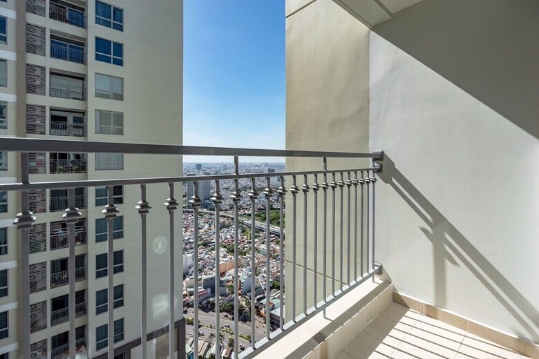 Luxury Apartment In Vinhomes