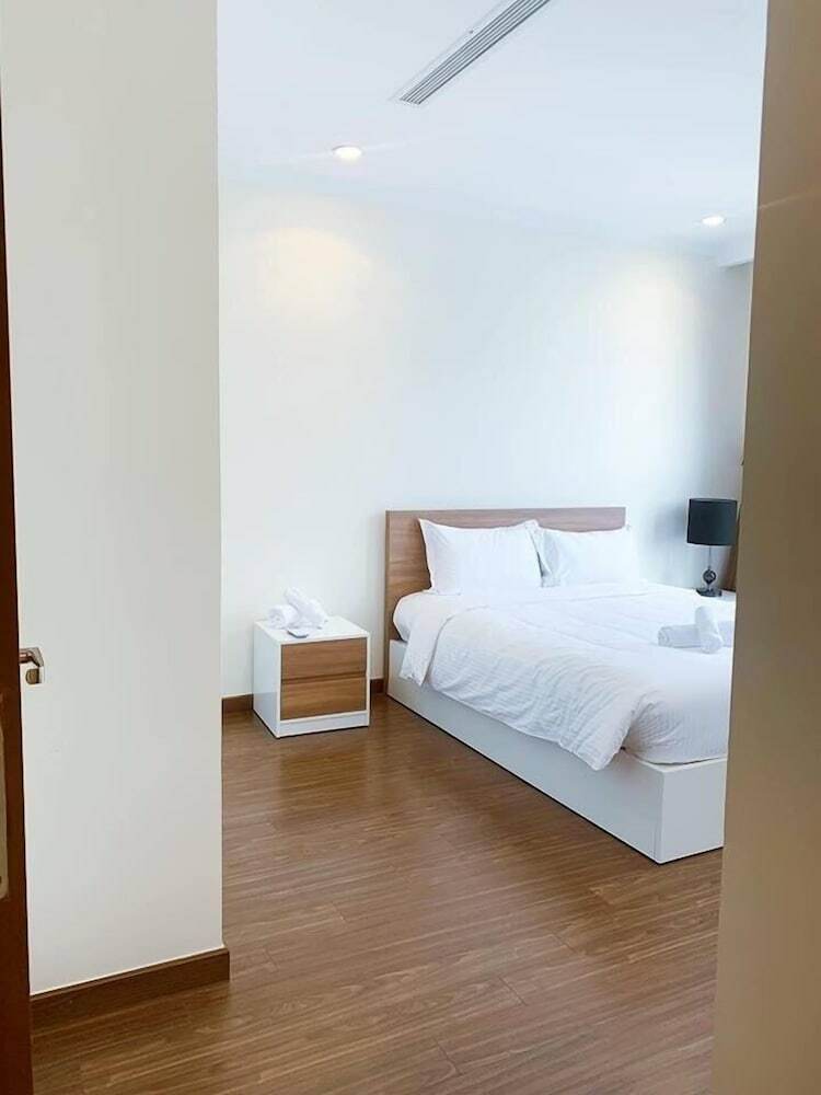 Luxury Apartment In Vinhomes