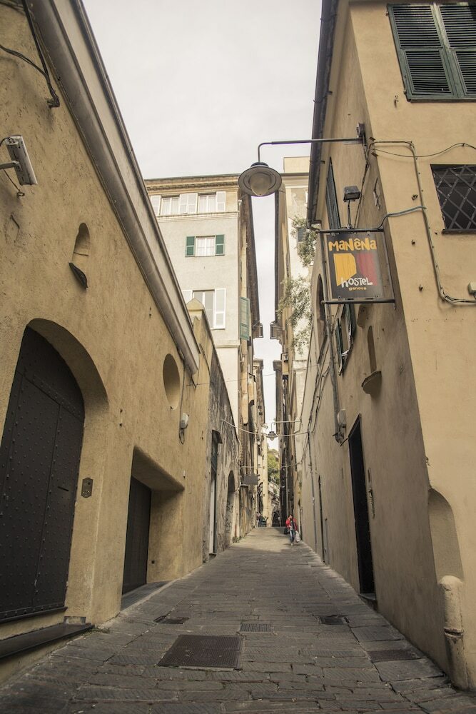 Hostal Manena Hostel Genova
