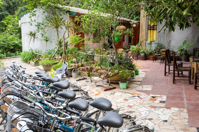 Hotel Amira Homestay