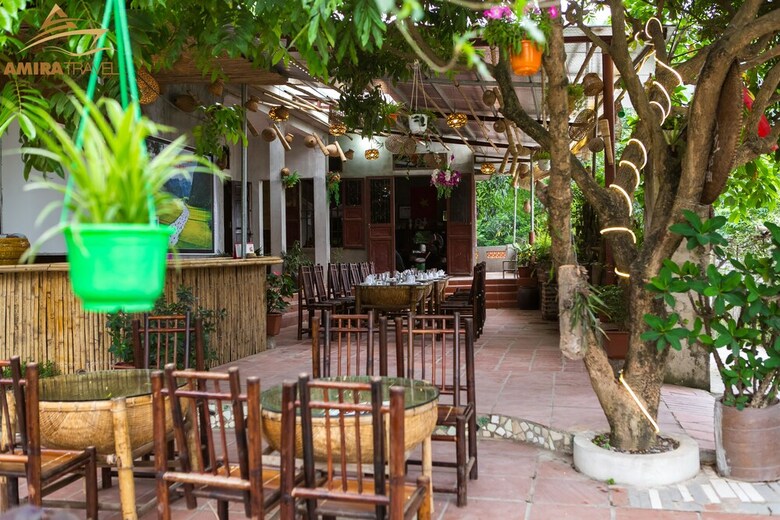 Hotel Amira Homestay