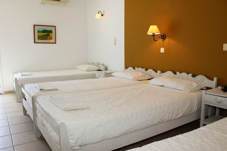 Ikaros Art Hotel