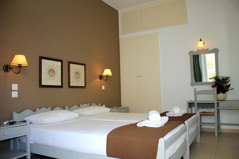 Ikaros Art Hotel