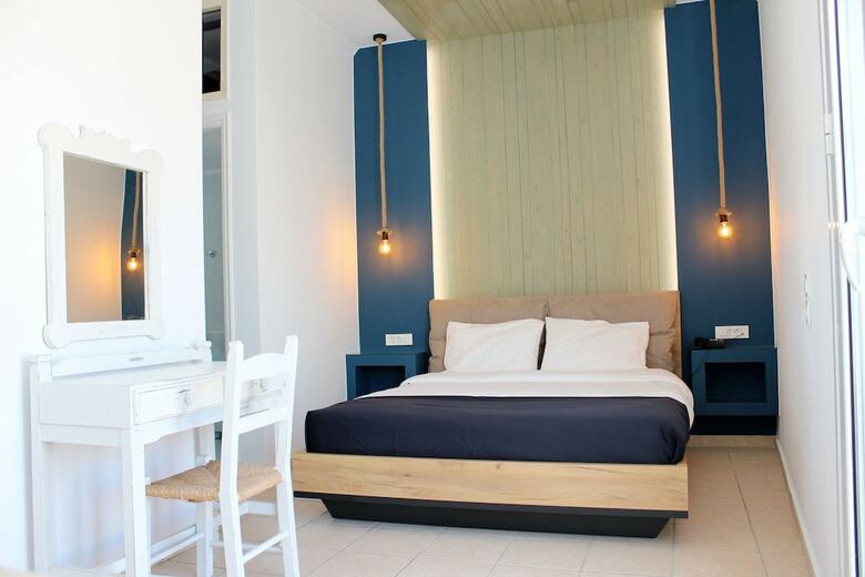 Ikaros Art Hotel