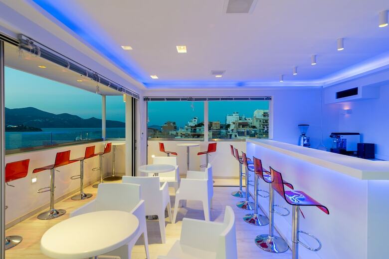 Ikaros Art Hotel