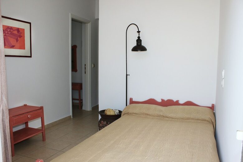 Ikaros Art Hotel