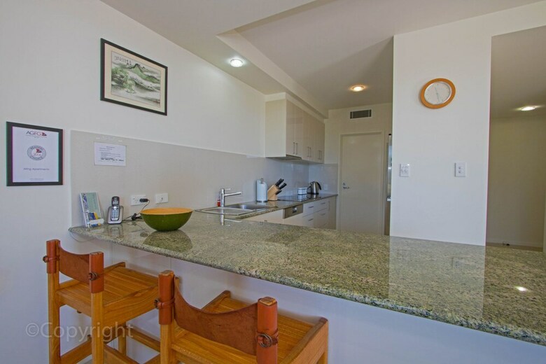 Ming Apartments #3 - 3/236 Marine Parade