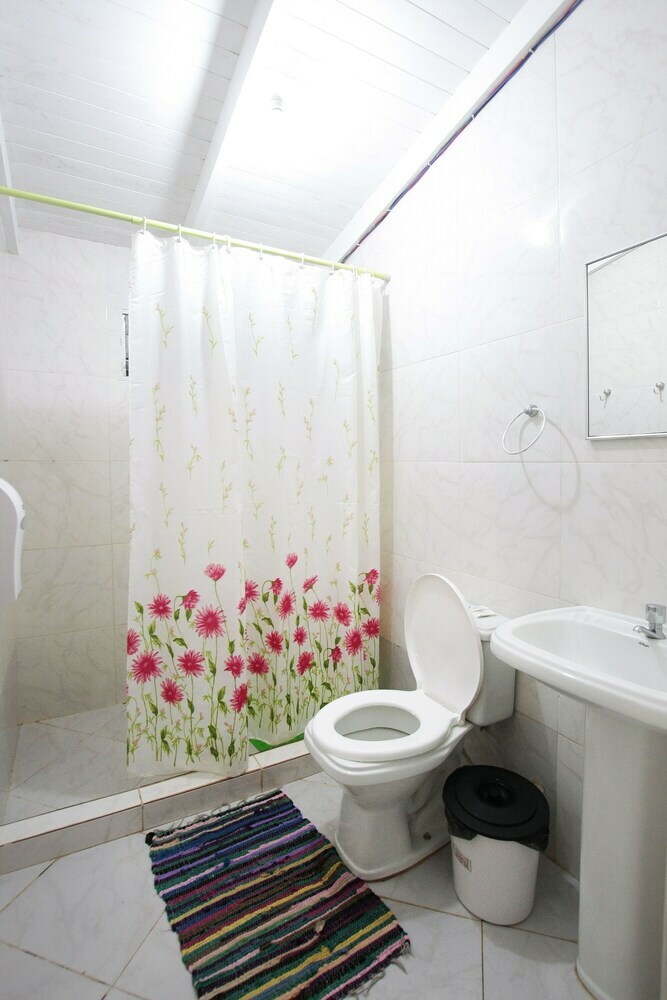 Hostal Hostel Bamb� Puerto Iguaz�