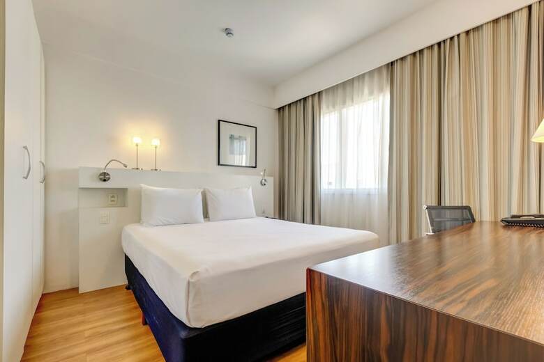 Hotel Comfort Suites Alphaville