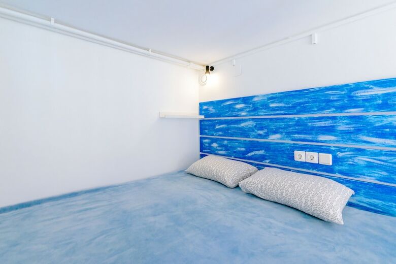 Sokroma Alye Parusa Aparts