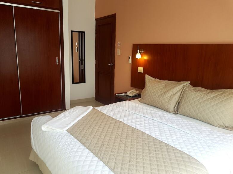 Apart Hotel Premium Suites Equipetrol