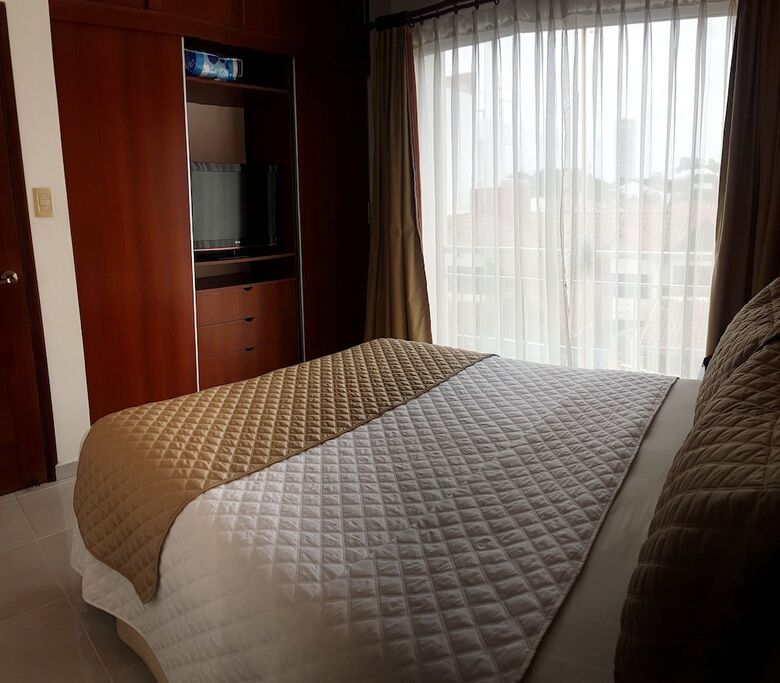 Apart Hotel Premium Suites Equipetrol