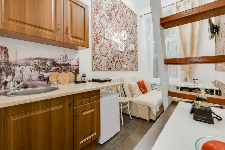 Sokroma Aristocrat Home Aparts