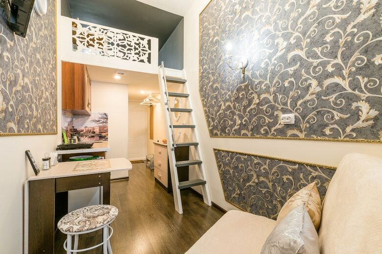 Sokroma Aristocrat Home Aparts