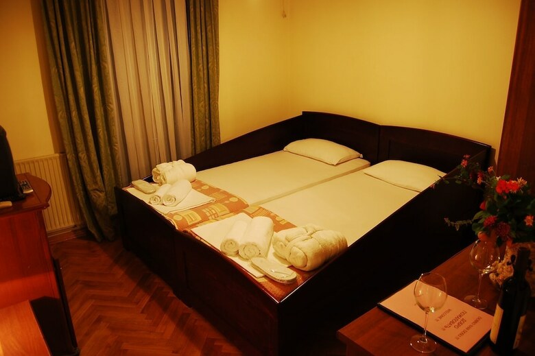 Hotel Villa Velzon Guesthouse
