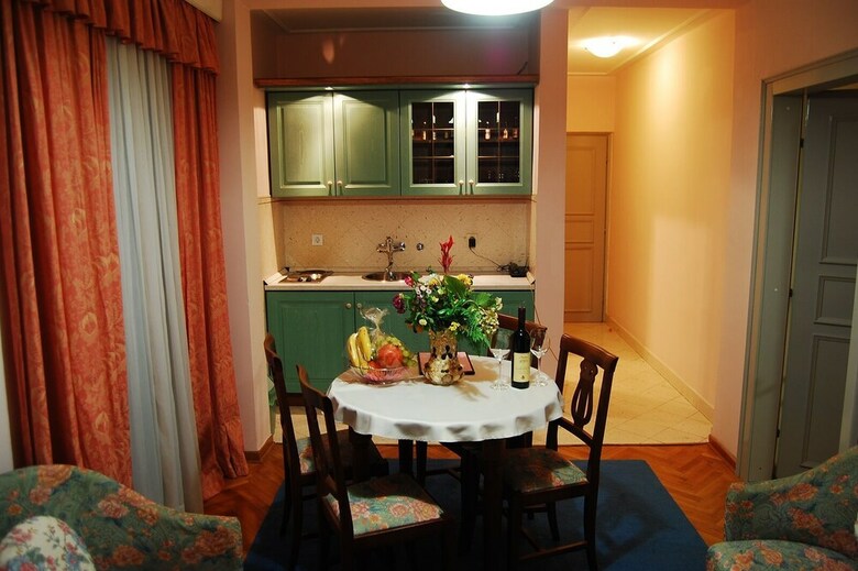Hotel Villa Velzon Guesthouse