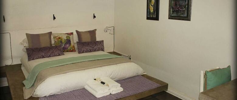 Hotel Herberg Guest House & Coffee Shop