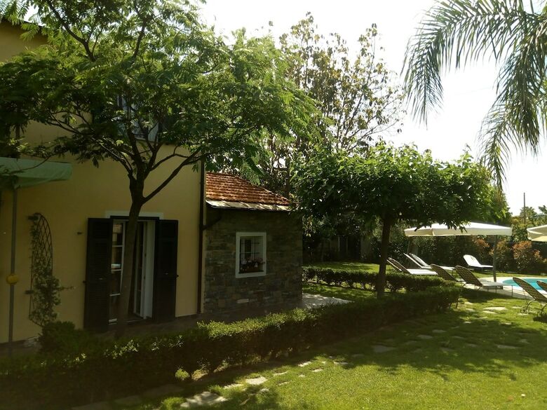 Apartamentos Nel Giardino Di Renzo