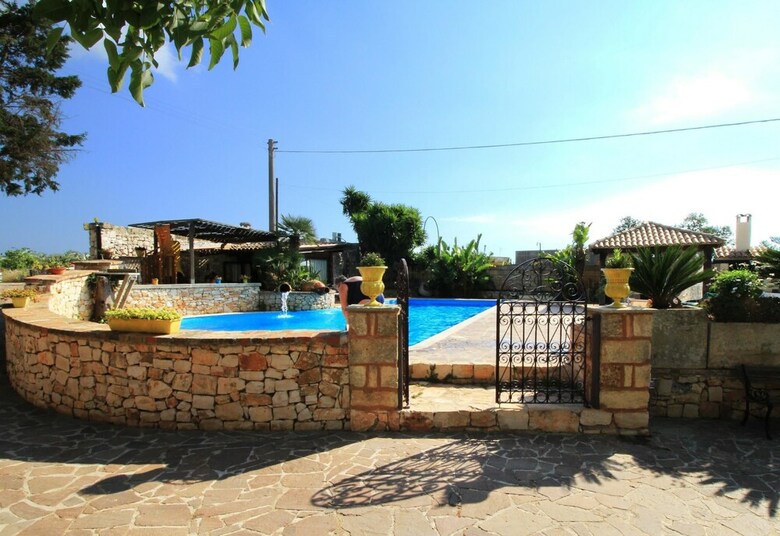 Apartamento Merlo Trullo Con Piscina