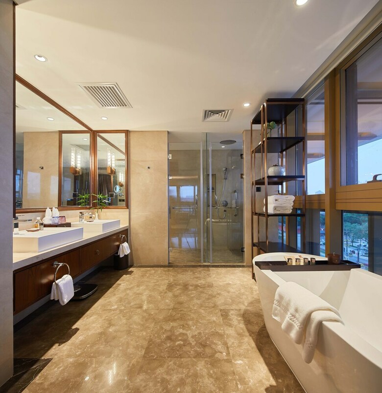 Fu Rong Ge Hotel