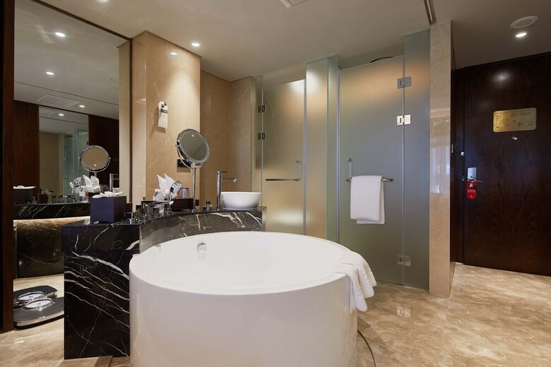 Fu Rong Ge Hotel