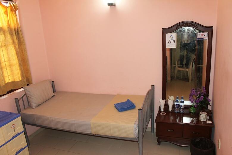 Hostal A4 Residence Colombo Airport