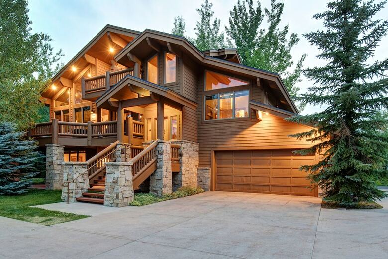 Abode At Arrowood