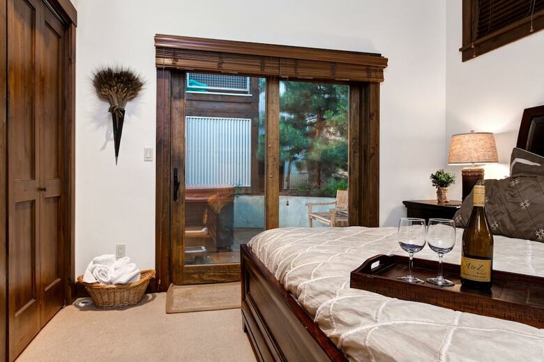 Abode On Park Ave