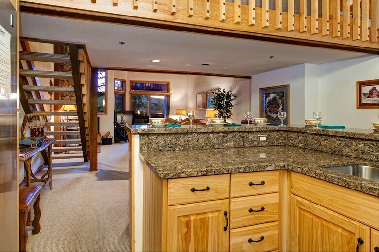 Abode On Ridgepoint
