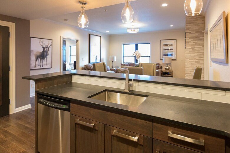 Abode On Lower Main