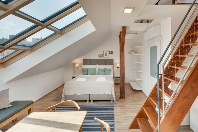 Louren Apartments
