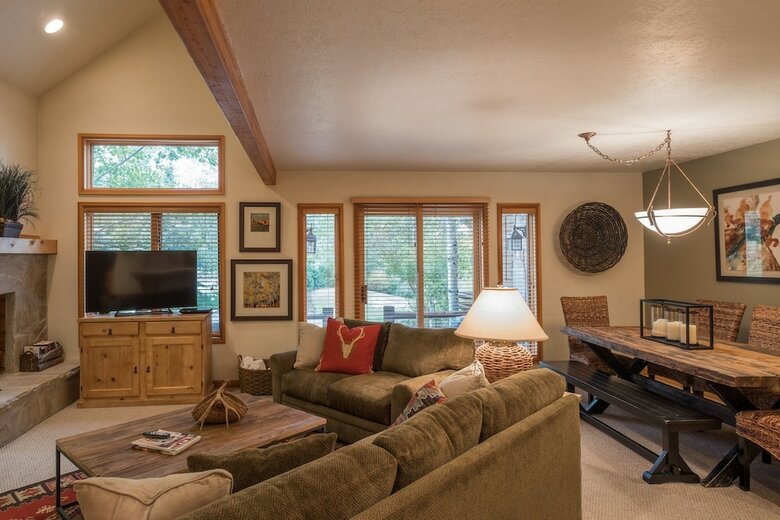 Abode In Deer Lake Village At Deer Valley