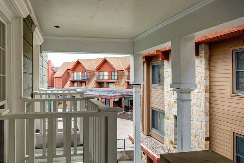 Abode At Resort Plaza