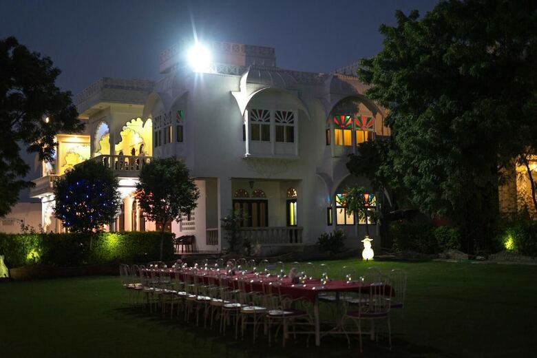 Hotel Bonjour Paradise Resort
