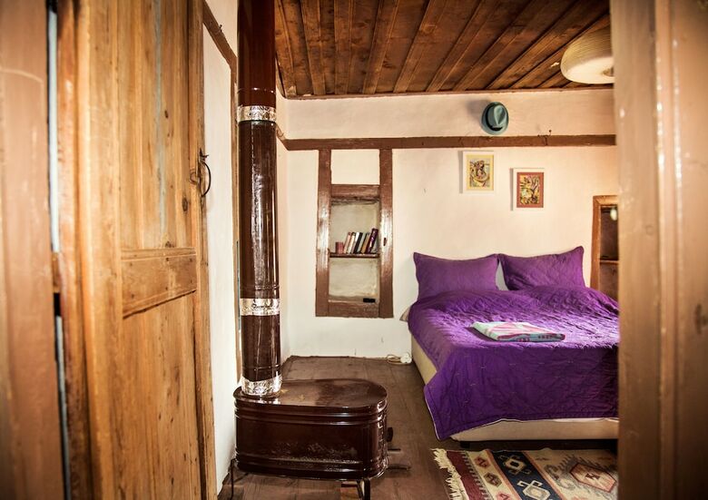 Hostal Seles Camping - Adults Only