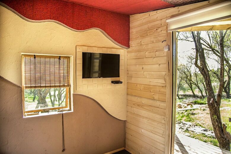 Hostal Seles Camping - Adults Only