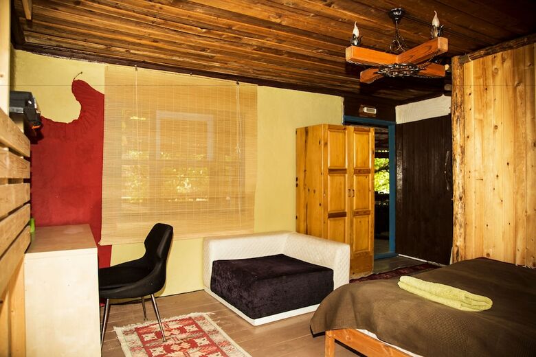 Hostal Seles Camping - Adults Only