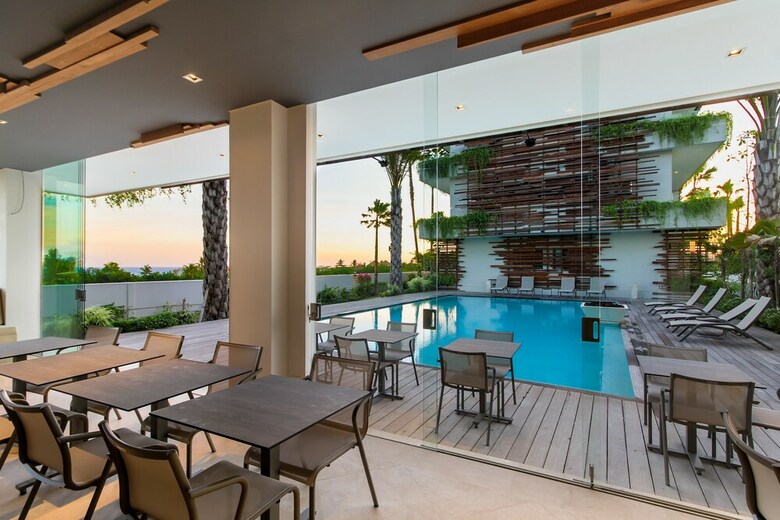 Aparthotel The Double View Mansions Bali