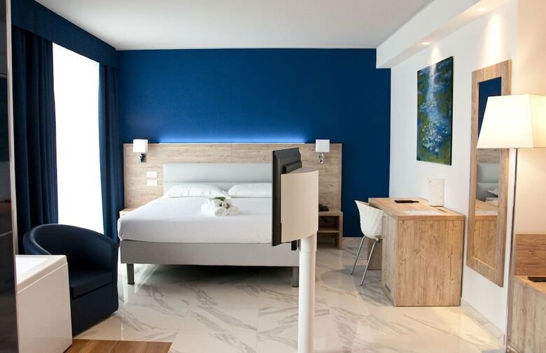 Hotel Ambruosi Village Resort & Spa
