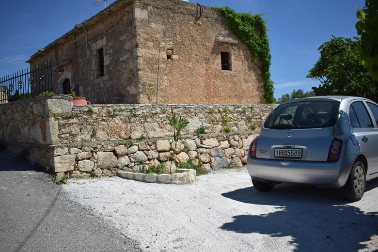 Apartamentos Anna's Stone House