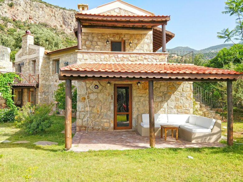Zephyros Hotel