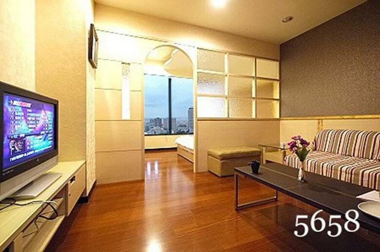 Hotel 85 Holiday (B&b)