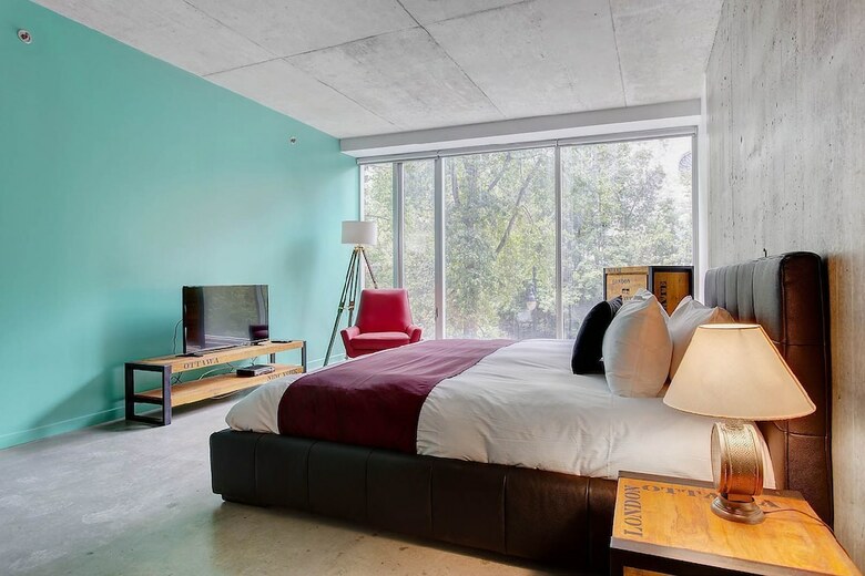 Bijoux Square Apartments