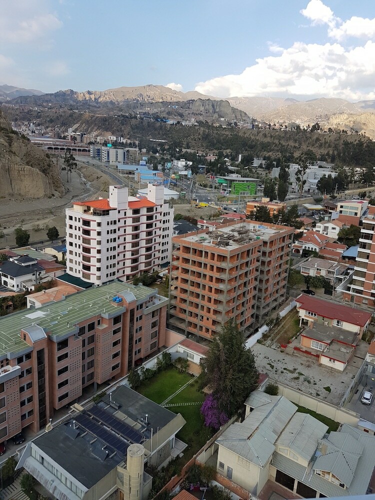 Apartamentos Hb Calacoto