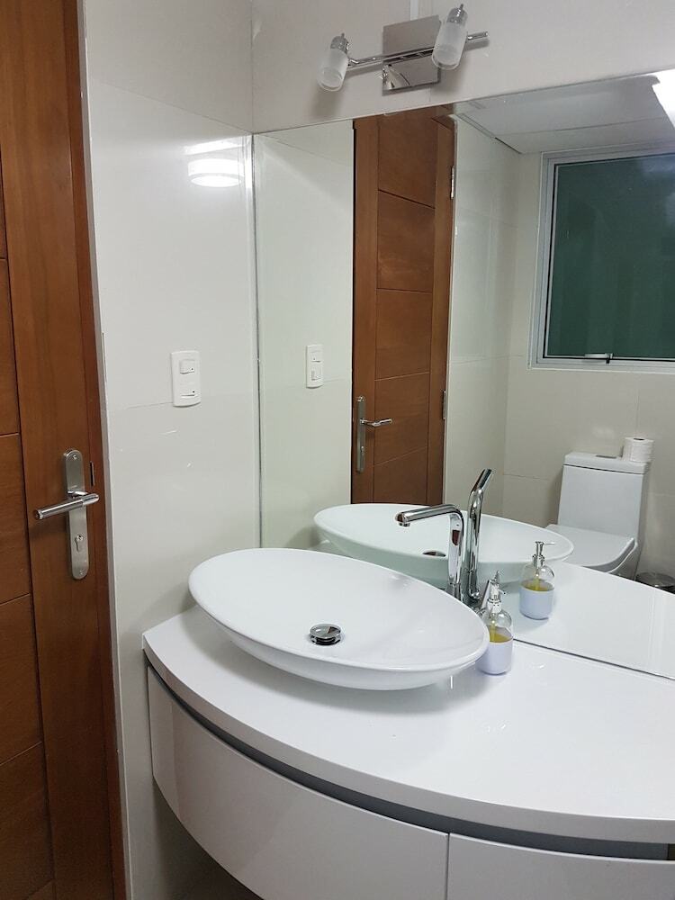 Apartamentos Hb Calacoto