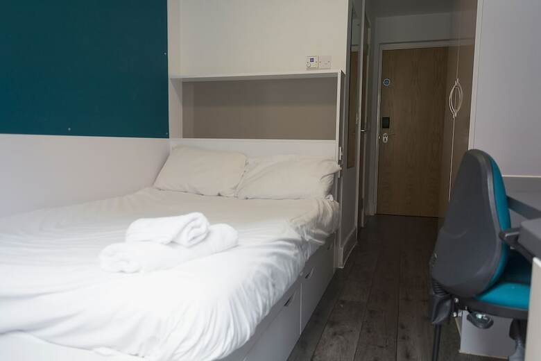 Apartamentos Canal Point