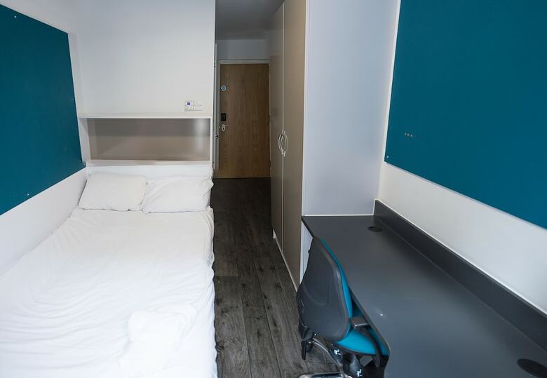 Apartamentos Canal Point