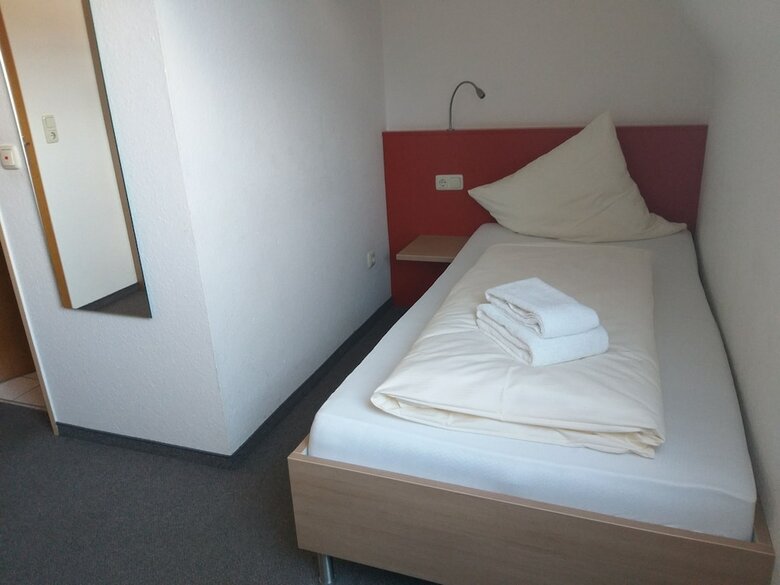 Hostal Gasthof Zur Sonne