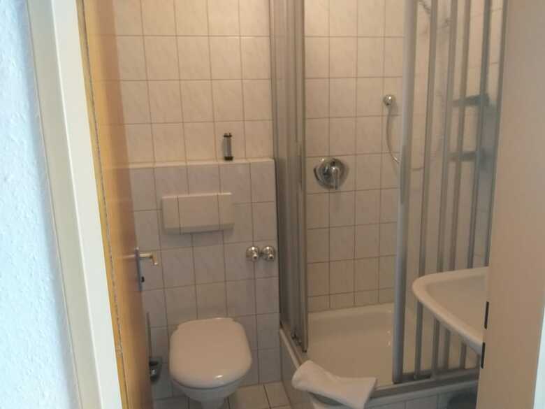 Hostal Gasthof Zur Sonne